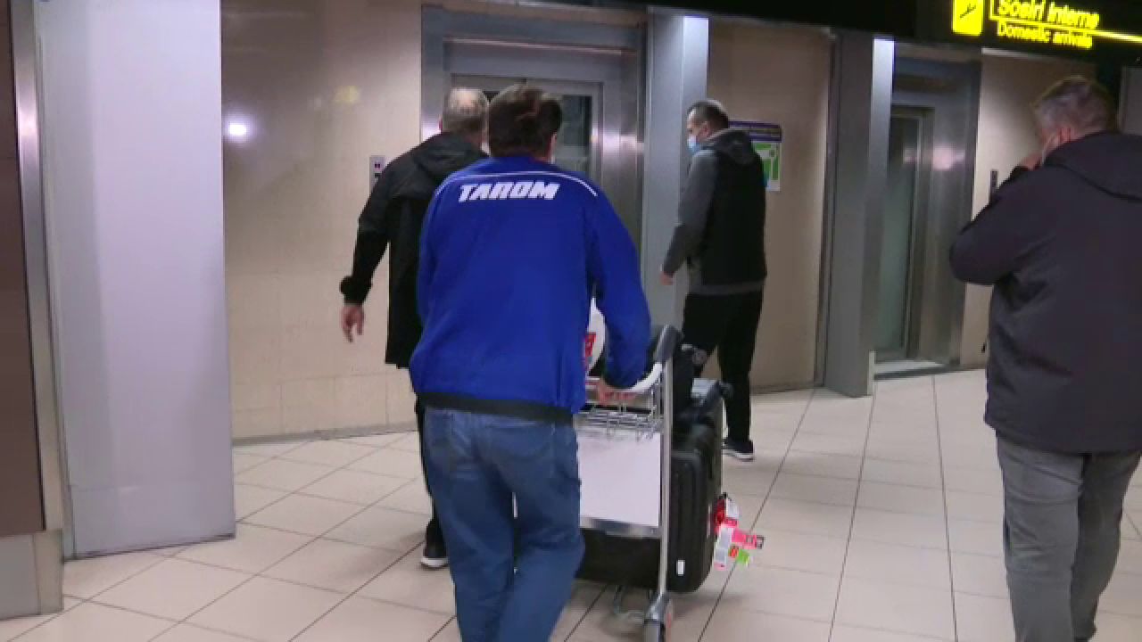Petrescu NU mai antreneaza NICAIERI pana la vara: