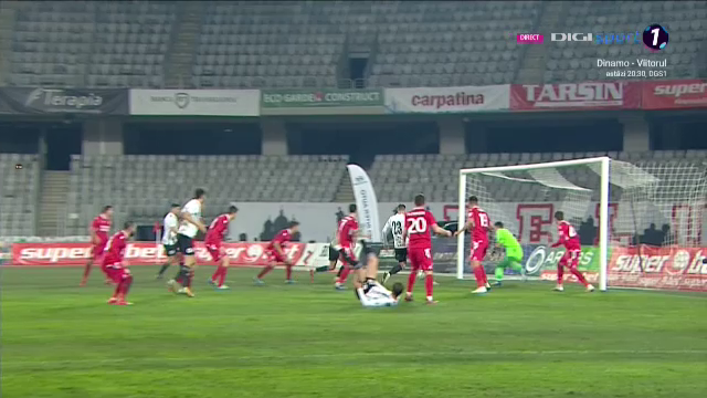 NEBUNIE in finalul meciului! U Cluj a dat gol la ultima faza si e pe loc de playoff! Enache a inceput sa planga! EXPLOZIE de bucurie: toata lumea de pe banca a intrat in teren_18