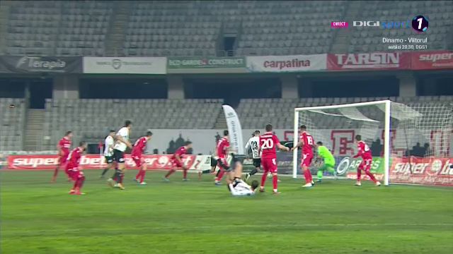NEBUNIE in finalul meciului! U Cluj a dat gol la ultima faza si e pe loc de playoff! Enache a inceput sa planga! EXPLOZIE de bucurie: toata lumea de pe banca a intrat in teren_18