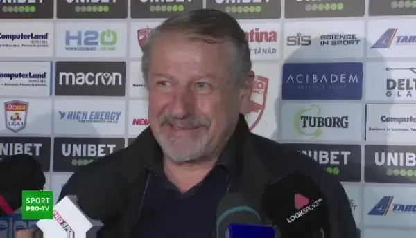 Anunt cat o PRAPASTIE la Dinamo: "Am vazut o rupere a echipei in doua. Poate luam cupa si picam in B. E ingrozitor!" RUPTURA intre jucatori si Gane? "Haturile par scapate, nu stiu ce-s gesturile astea!"