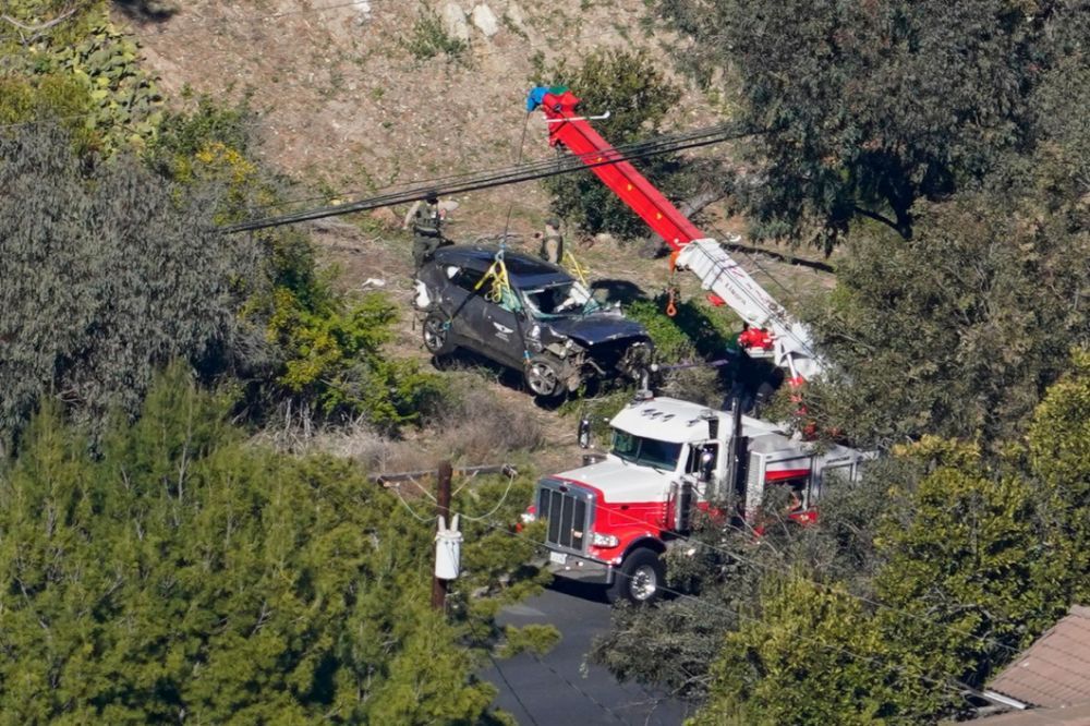 A scapat cu viata ca prin minune! Care este starea lui Tiger Woods la 4 zile dupa teribilul accident in care a fost implicat_5