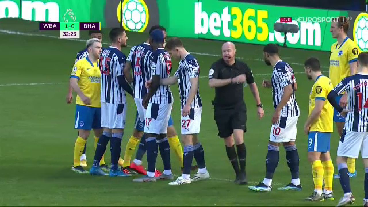 E faza care face acum inconjurul lumii! VAR a intervenit si a anulat un gol dintr-un motiv INCREDIBIL in Premier League! Ce a facut arbitrul_20