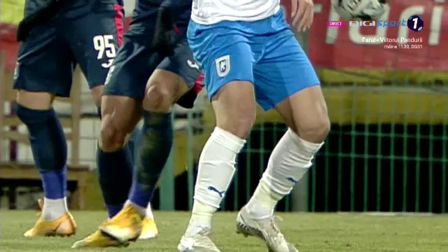 Dulca i-a SUTAT in picior lui Ivan, dar Istvan Kovacs n-a dat NIMIC! Penalty INCREDIBIL refuzat Craiovei cu Chindia_4