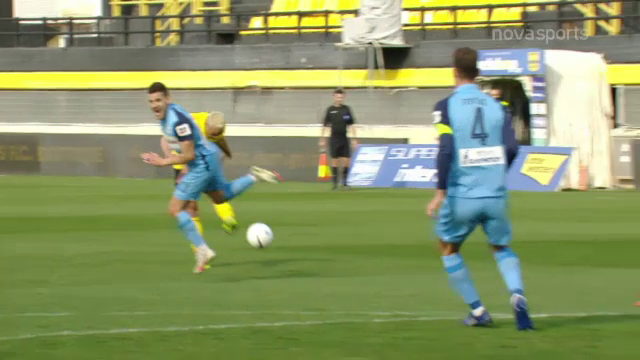 Gol GALACTIC marcat de Cristi Ganea in Grecia! E faza care va face inconjurul lumii! Sut magnific in vinclul portii adverse_13