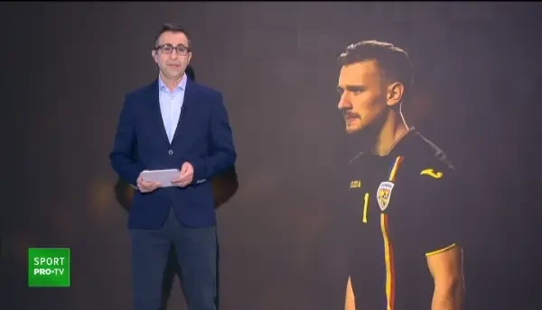 Ionut Radu, asa cum nu l-ai mai vazut NICIODATA! Canta EXCELENT la pian operele lui Chopin