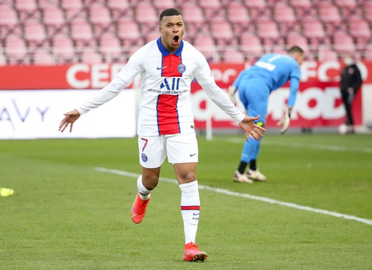 Gestul cu care Mbappe a topit inimile fanilor! Ce mesaj emotionant a transmis dupa victoria din campionat cu Dijon_4