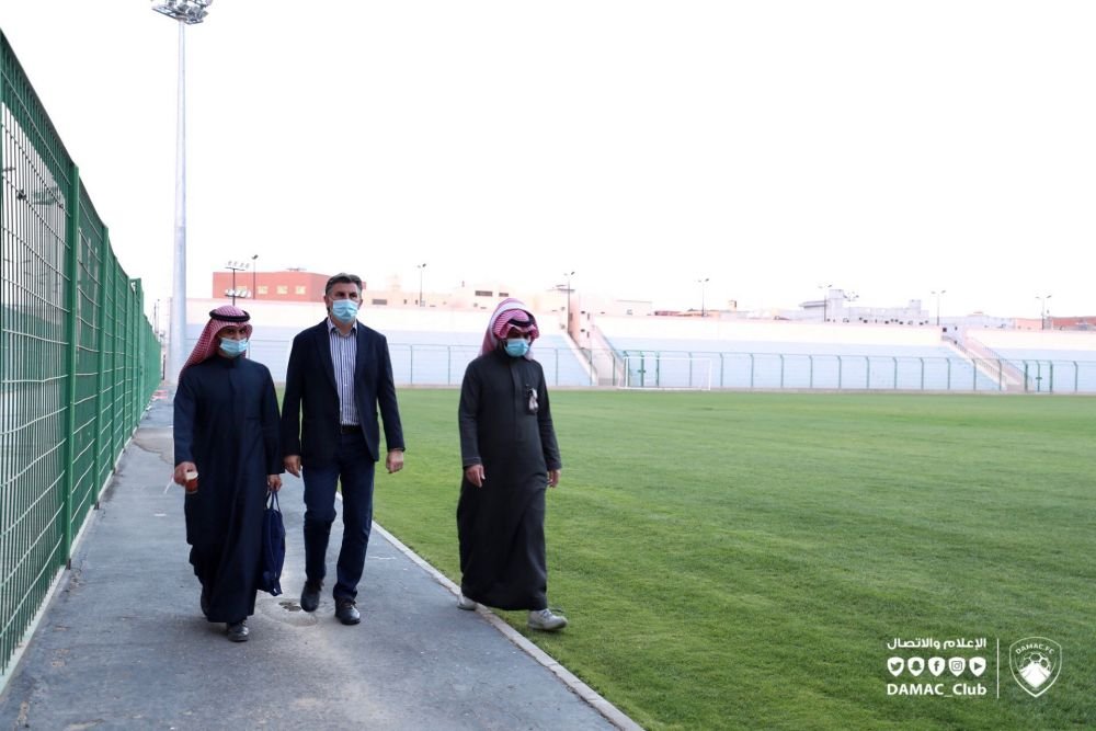 Lupescu, in vizita la echipa 'magicianului' Budescu! Imagini cu directorul tehnic al Federatiei Arabe alaturi de seicii de la Damac_6