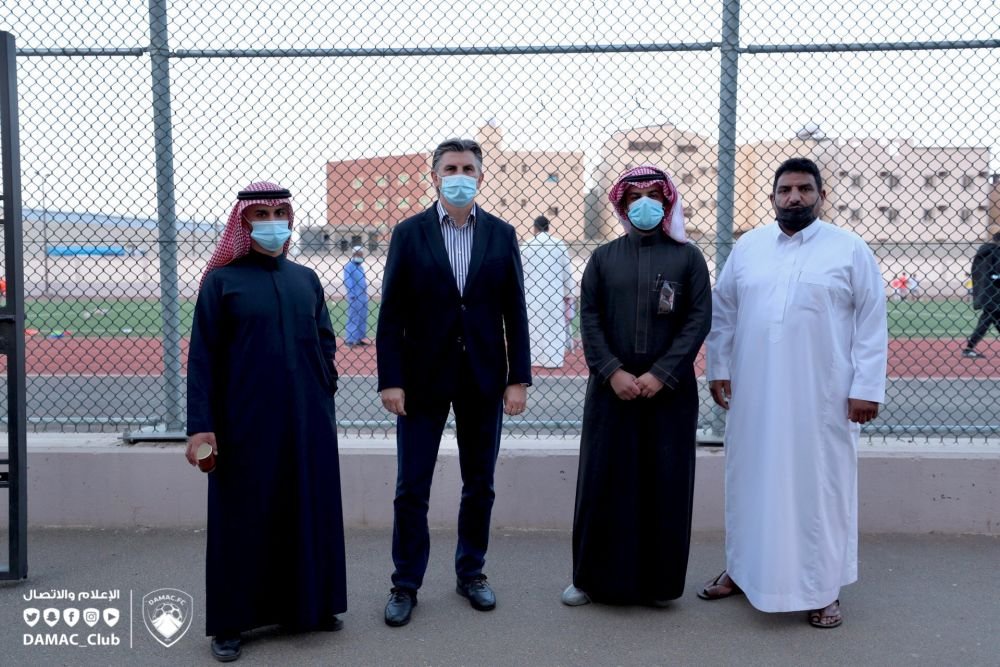 Lupescu, in vizita la echipa 'magicianului' Budescu! Imagini cu directorul tehnic al Federatiei Arabe alaturi de seicii de la Damac_8