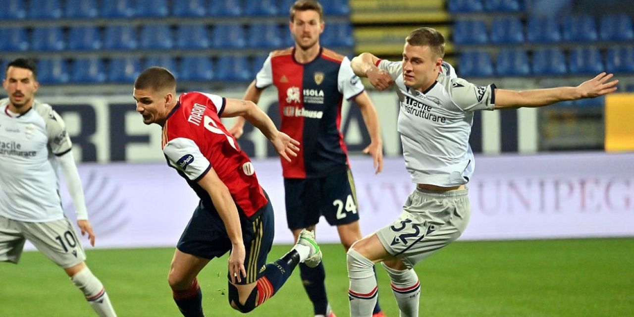Razvan Marin, decisiv in victoria lui Cagliari de la Bologna! Ce au scris jurnalistii italieni dupa assist-ul romanului:
