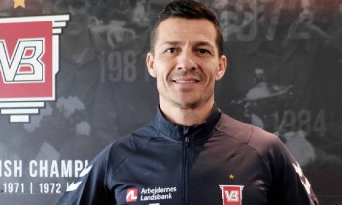 O noua infrangere in Danemarca pentru Costel Galca! A pierdut cu FC Copenhaga si ramane in subsolul clasamentului cu Vejle_2