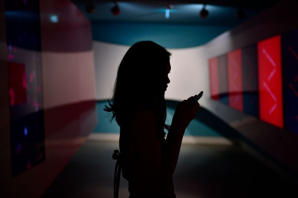 Motivul halucinant pentru care o femeie poate ajunge la inchisoare in Dubai! Colega de apartament a facut plangere impotriva ei dupa ce i-a scris un mesaj