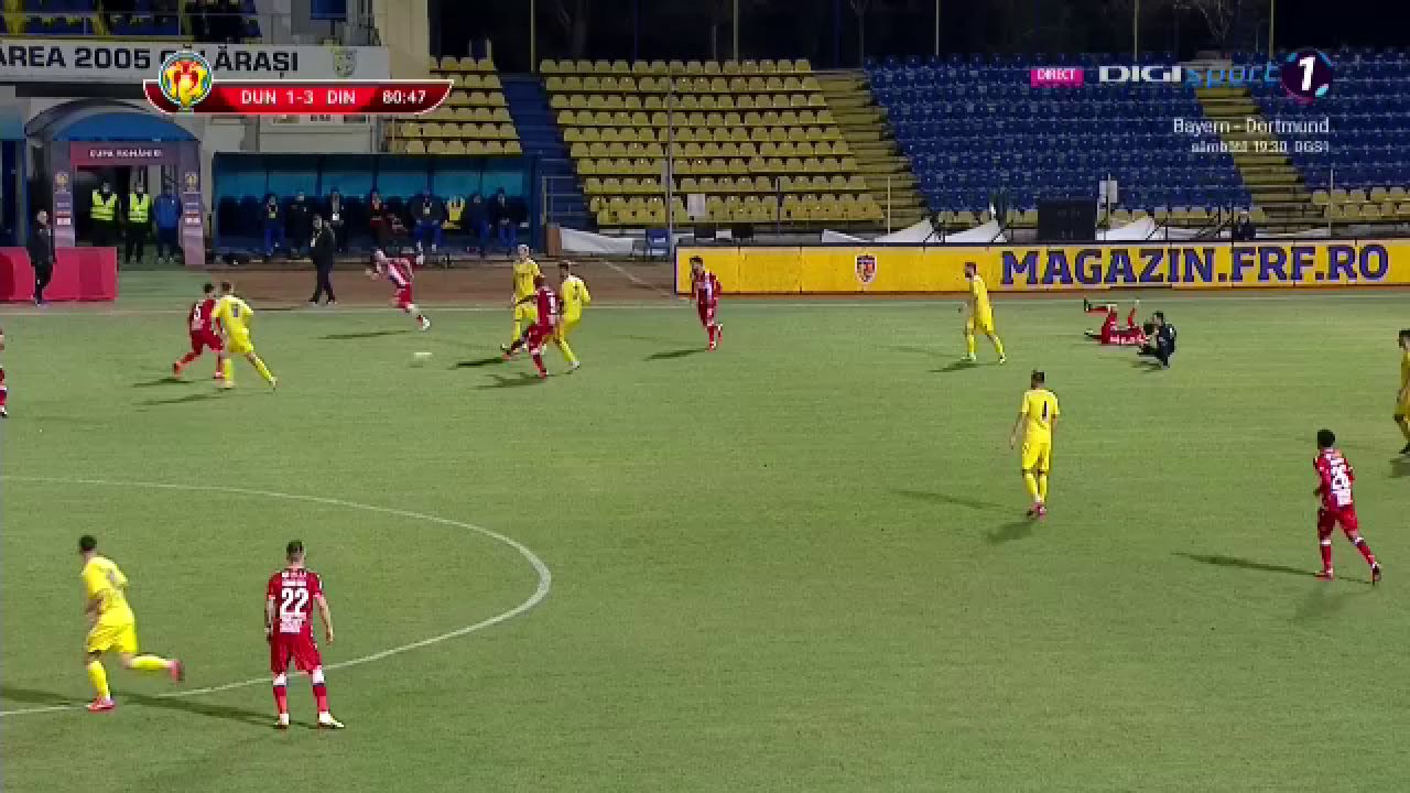 Doar de arbitru nu mai fusese faultat Fabbrini! :) Faza meciului dintre Dunarea Calarasi si Dinamo l-a avut protagonist pe centralul Gaman! Ce a putut sa faca_1