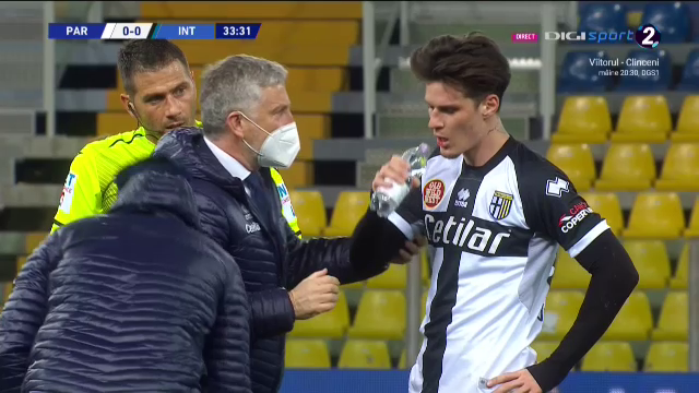 Panica la Parma! Man l-a SPERIAT pe D'Aversa dupa o intrare dura! A fost schimbat la pauza de antrenorul italian_26