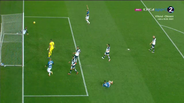 Gol incredibil primit de Parma lui Man si Mihaila cu monstrii de la Inter! Reluarile nu au putut sa dea verdictul, dar arbitrul a validat golul. Tehnologia goal line a facut lumina_5