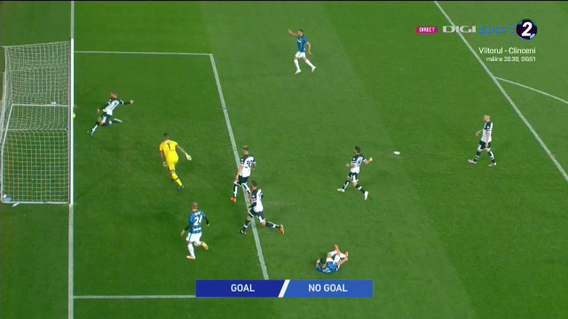 Gol incredibil primit de Parma lui Man si Mihaila cu monstrii de la Inter! Reluarile nu au putut sa dea verdictul, dar arbitrul a validat golul. Tehnologia goal line a facut lumina_6