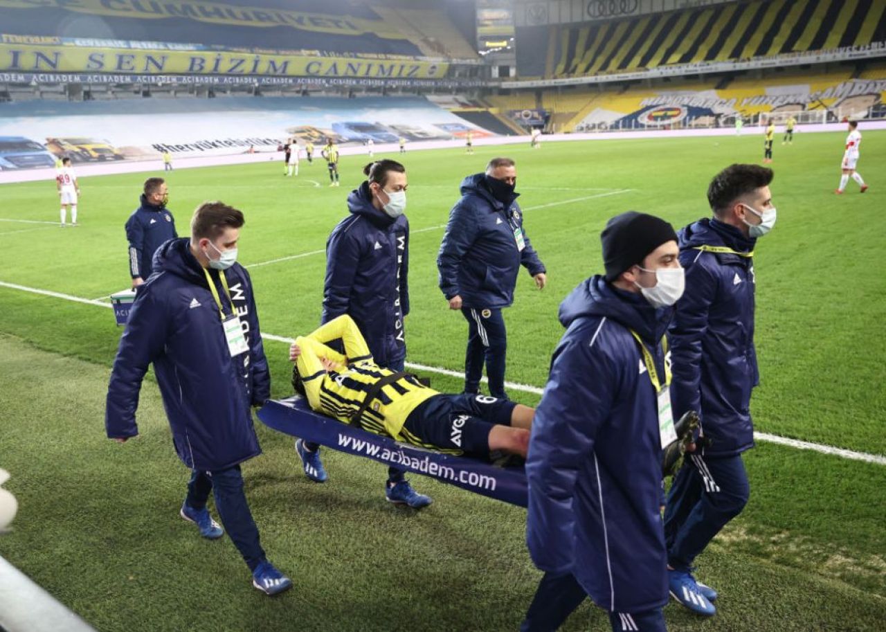 Meci HORROR pentru Ozil in Turcia! A ratat dintr-o pozitie INCREDIBILA, apoi a iesit accidentat de pe teren! Cat va lipsi_2