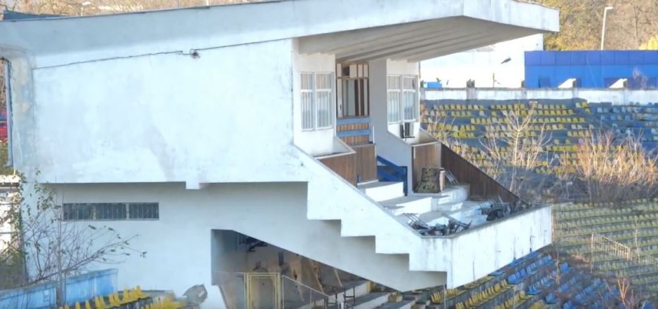 FRF se baga si la stadioane! Burleanu a discutat cu primarul pentru salvarea unei arene lasate in PARAGINA! Anunt de ultima ora_34