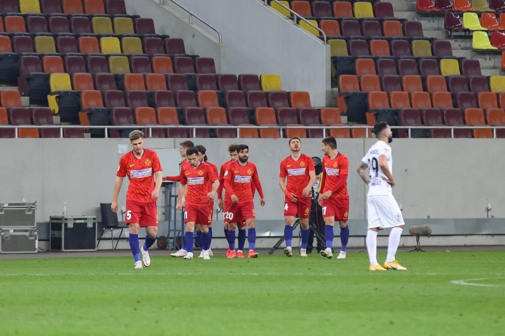 Atitudinea e schimbata! A crescut foarte mult! El este jucatorul de la FCSB care s-a remarcat in victoria cu Gaz Metan