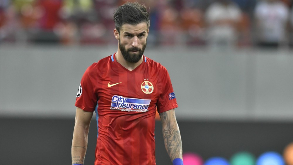 Mia Khalifa nu a uitat de unde a plecat! Fosta actrita vinde obiectul cu care a scris istorie in industria filmelor pentru adulti! Ce vrea sa faca cu banii_4