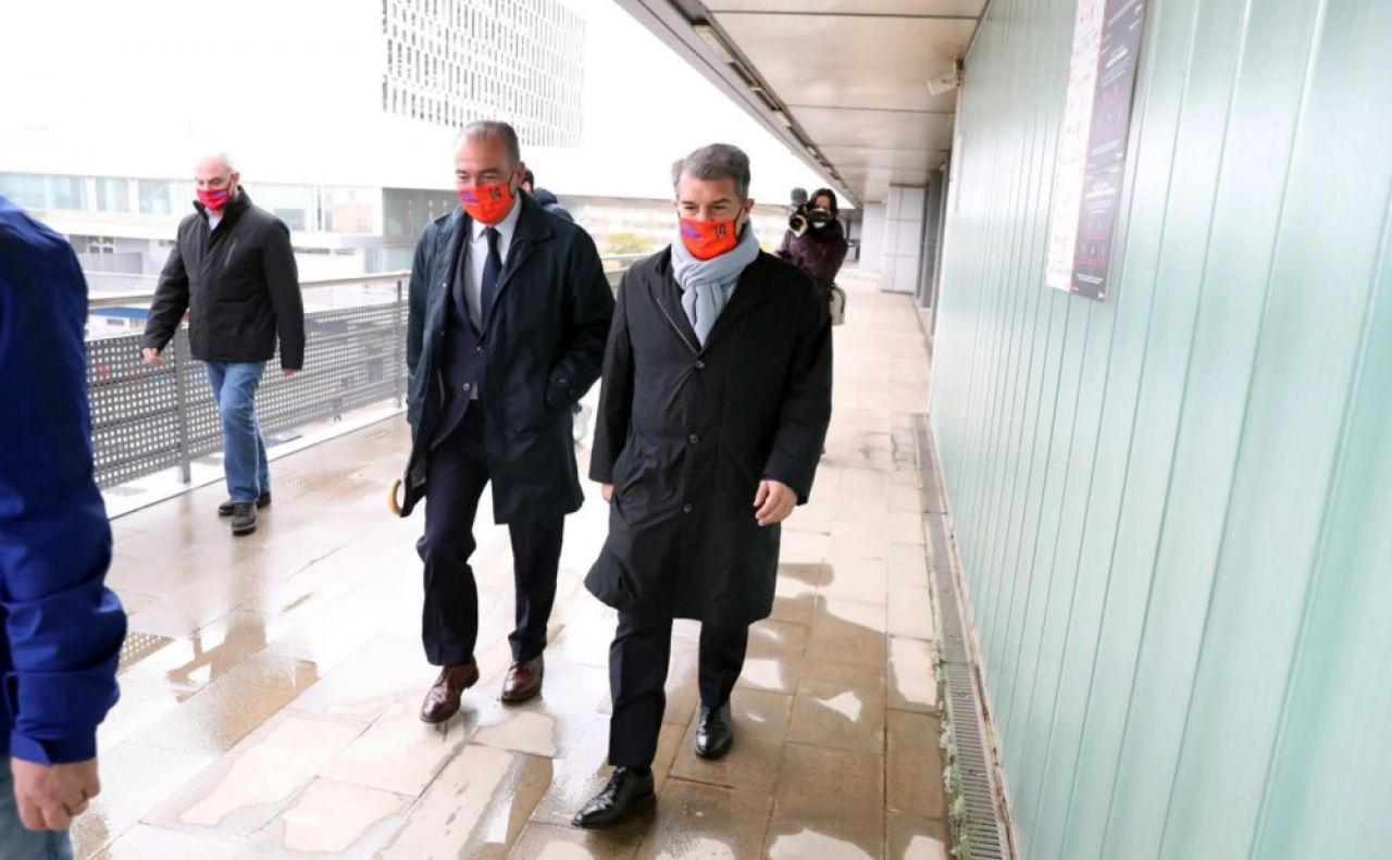 Laporta s-a dus in VESTIAR la Barcelona dupa ce a fost ales presedinte! Mesajul RAZBOINIC pentru returul cu PSG: