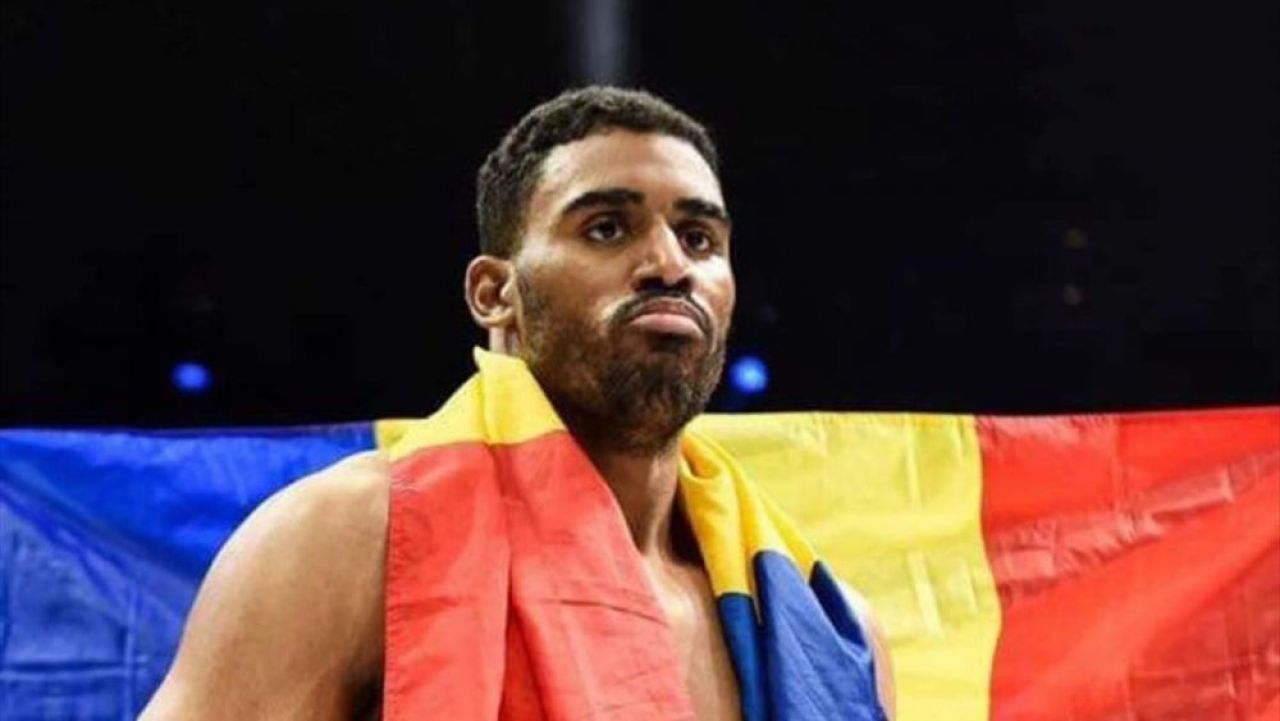 Benny Adegbuyi pierde în fața lui Ben Saddik | Românul este învins prin KO devastator, încă din prima rundă _1