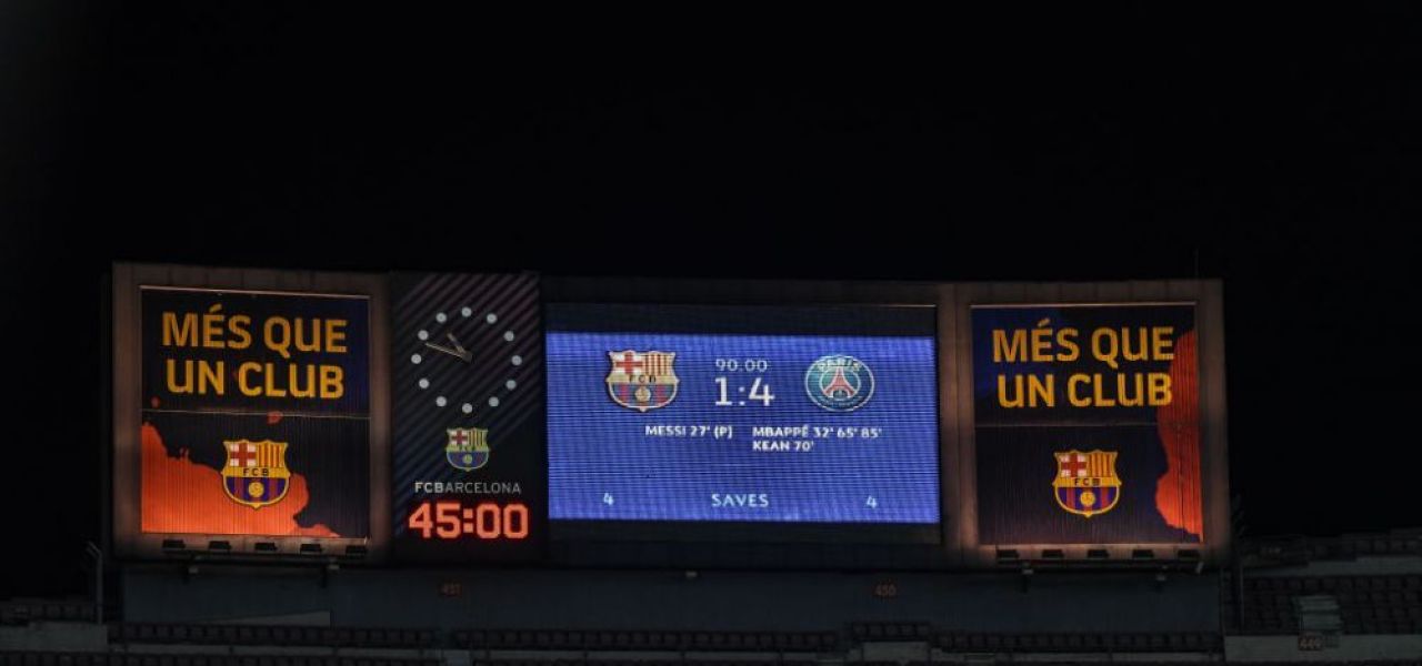Asa ceva nu s-a mai intalnit in fotbal! Ce au facut fanii lui PSG inainte de returul cu Barcelona! De ce a fost chemata Politia_6