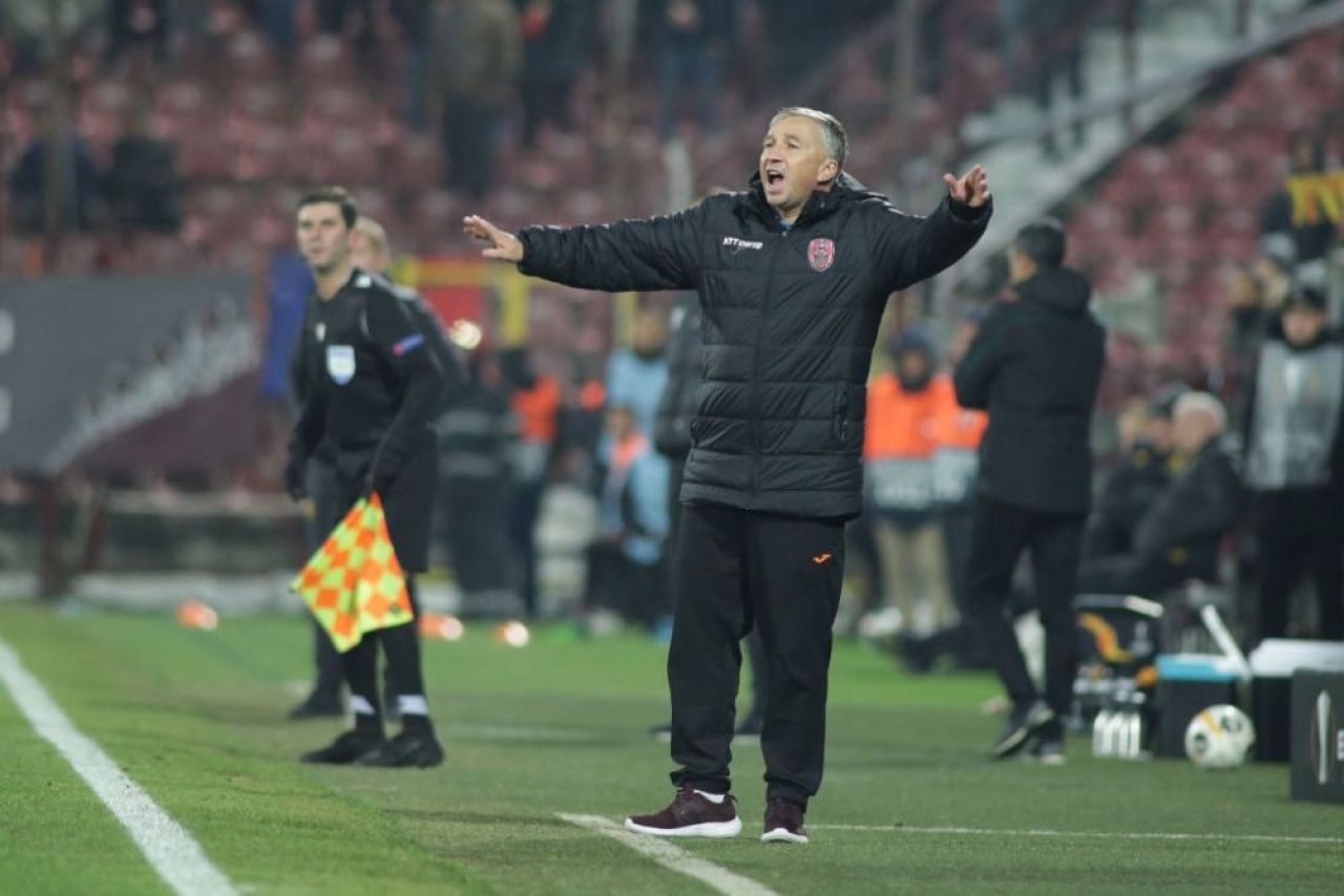 EXCLUSIV | Dan Petrescu vrea sa revina in Liga 1 si sa bata un record!