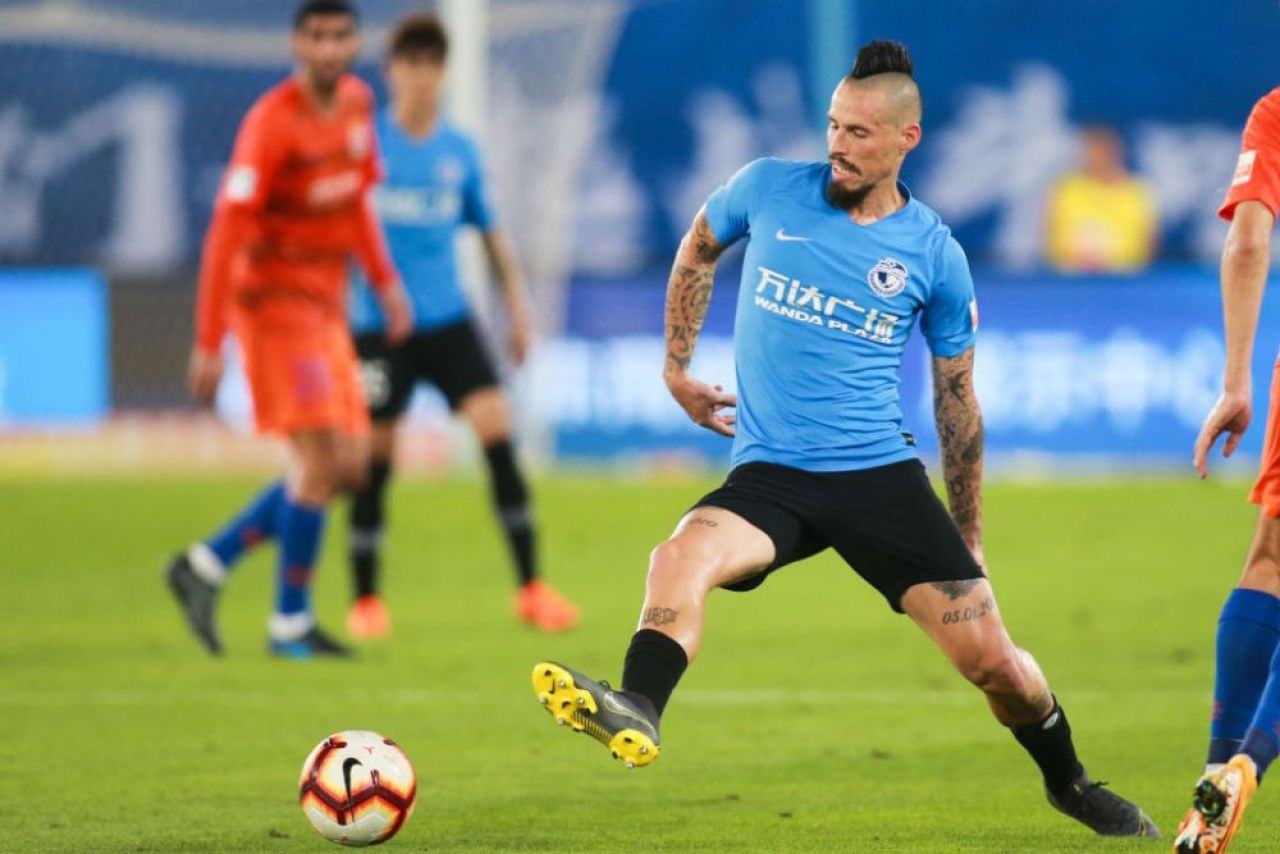 Revolutie in fotbalul din Suedia dupa aducerea lui Hamsik! Ce alte doua vedete sunt gata sa i se alature in campionatul nordic_2