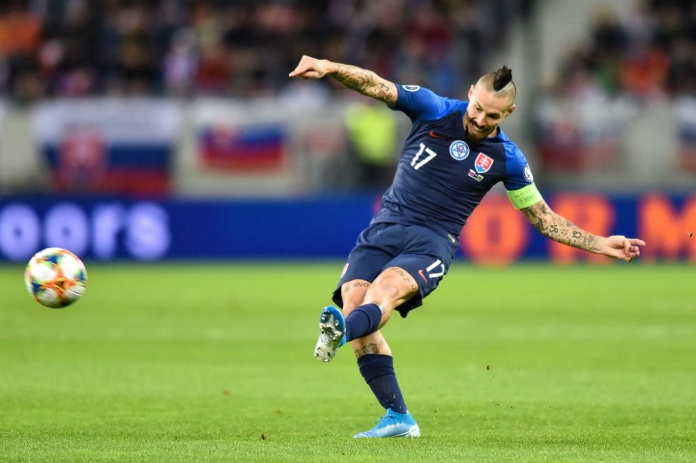 Revolutie in fotbalul din Suedia dupa aducerea lui Hamsik! Ce alte doua vedete sunt gata sa i se alature in campionatul nordic_4
