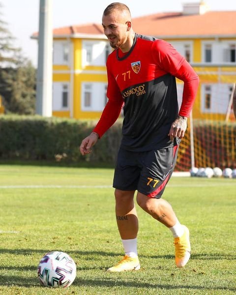 Denis Alibec, pregatit sa revina pe teren! Atacantul se antreneaza intens si in sala, si pe teren! Imaginile postate din Turcia _4