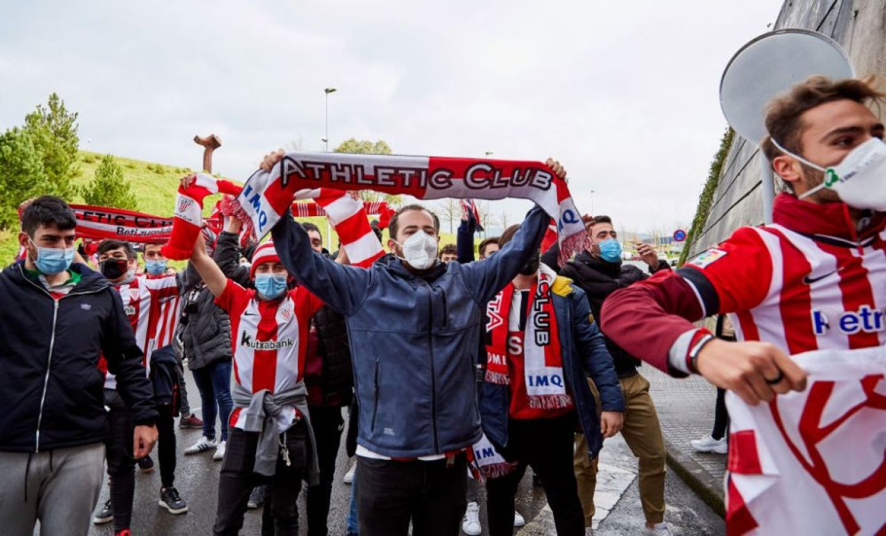 Spaniolii anunta ca finala Cupei Spaniei s-ar putea juca cu SPECTATORI in tribune! Cati oameni vor putea intra pe stadion_2