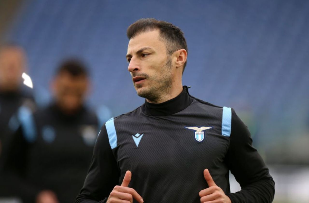 Super performanta a lui Stefan Radu la meciul cu Bayern Munchen! Fundasul roman joaca meciul 400 pentru Lazio impotriva lui Lewandowski si Muller_4