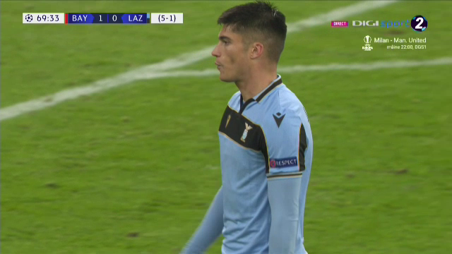 A incercat sa-l pacaleasca pe Istvan Kovacs la Bayern - Lazio! Romanul s-a enervat si a reactionat imediat! Ce decizie a luat_10