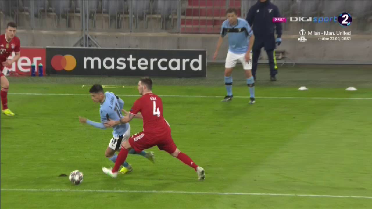 A incercat sa-l pacaleasca pe Istvan Kovacs la Bayern - Lazio! Romanul s-a enervat si a reactionat imediat! Ce decizie a luat_11