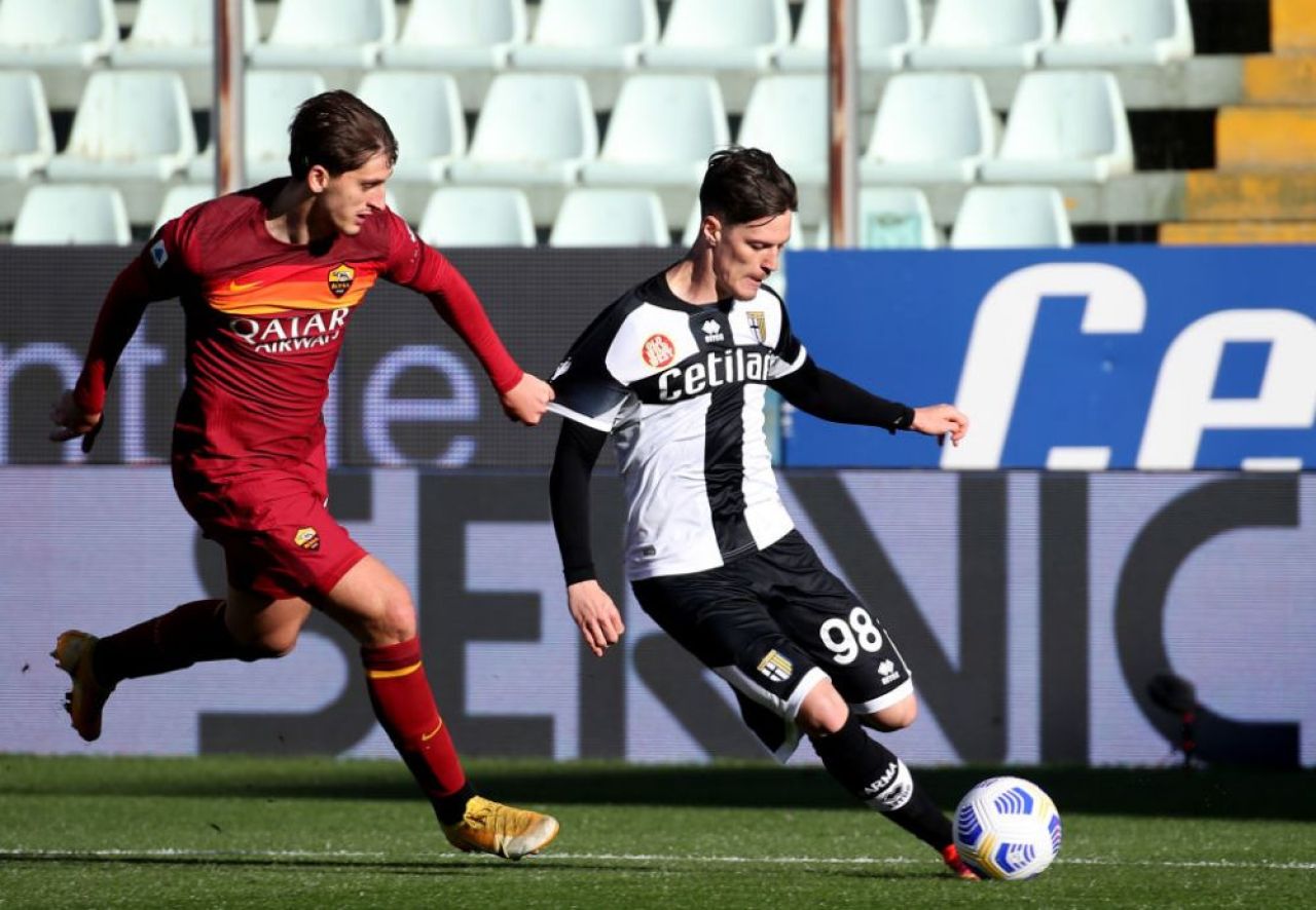 Dennis Man impresioneaza din prima luna la Parma! Clasamentul important in care a fost inclus fotbalistul roman_2