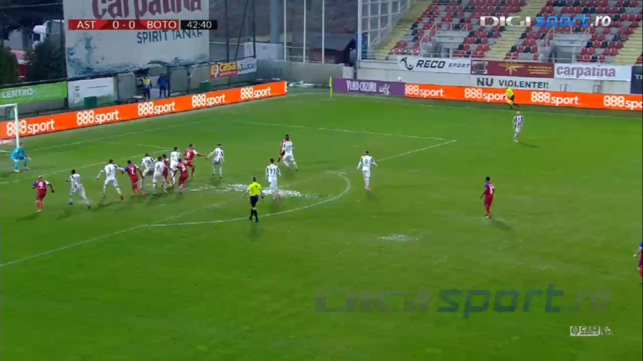 VIDEO | SUPER-EXECUTIE la Giurgiu! Papa de la Botosani a trimis o bomba in vinclul portii_11