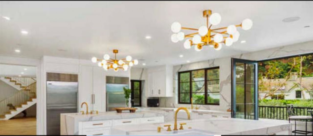 Rihanna si-a cumparat o casa in Beverly Hills! Suma HALUCINANTA cheltuita de artista cu o avere de 550 de milioane de dolari_5