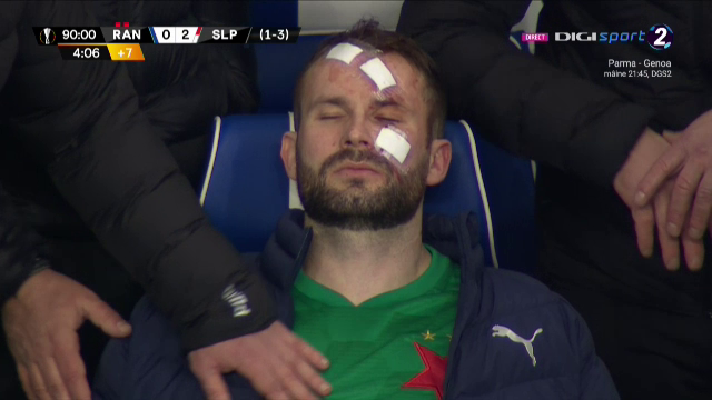 Atentie, imagini socante! Atac monstruos: i-a spart capul pur si simplu cu o lovitura dementa in Rangers - Slavia! Cum arata capul portarului dupa atac_14