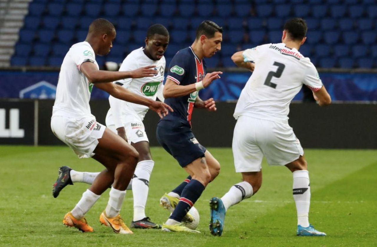 L'Equipe a publicat topul salariilor din Ligue 1! Cat castiga bogatii Mbappe si Neymar si care este cel mai bine platit fotbalist care nu este al PSG-ului_5