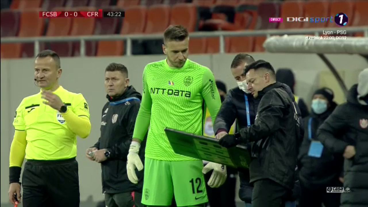 Vrea sau nu CFR sa scape de Balgradean? Iordanescu a intrat in direct imediat dupa umilinta cu FCSB!_3