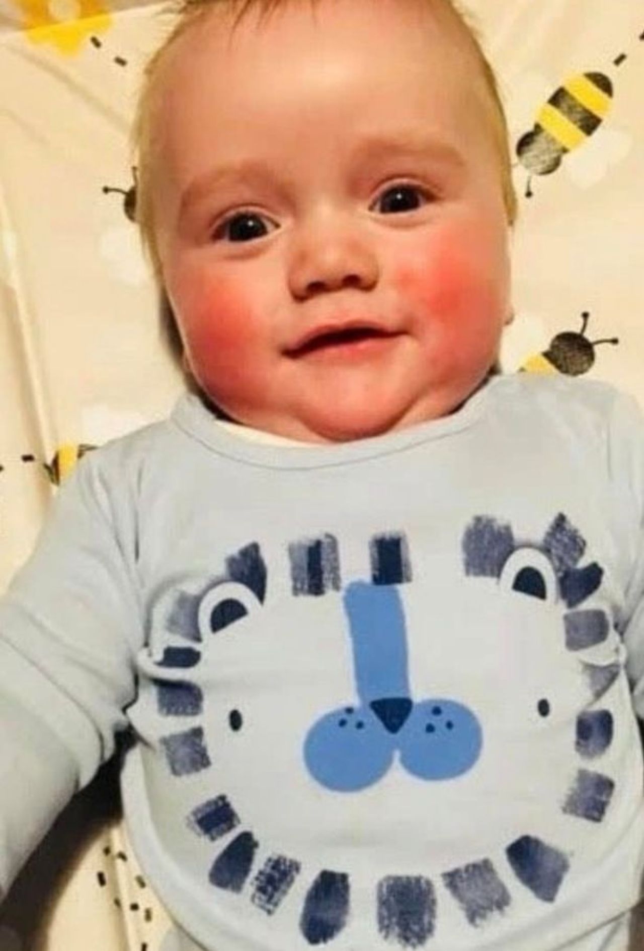 O mama i-a cumparat fiului ei o pijama, dar s-a infuriat cand a ajuns acasa! Ce a remarcat a scos-o din minti! Cum a reactionat femeia _2