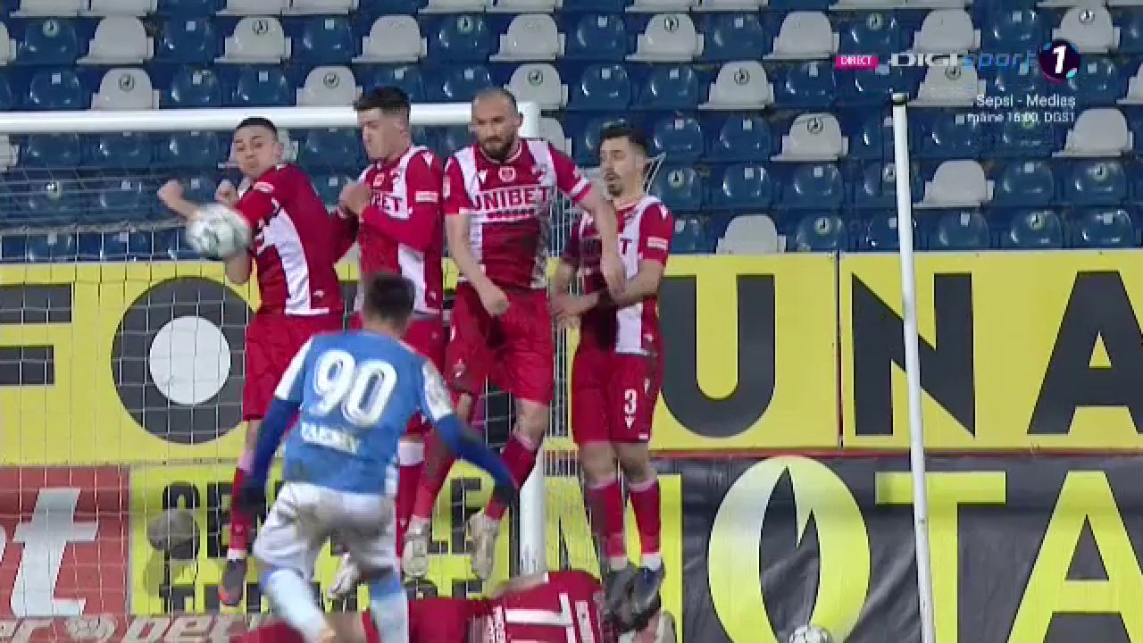 Poli Iasi 1-0 Dinamo | Si SMURD-ul UNDE SUNA cand are nevoie de SMURD?! Dinamo, intr-o situatie TERIBILA: tremura la retrogradare! Poli, prima victorie dupa 3 luni_4