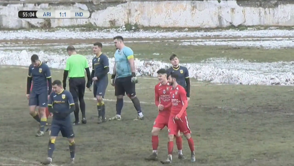 'Messi' CURAT! :) Un jucator din Liga a 3-a din Romania, gol FANTASTIC! Portarul grasut Suciu, EROU, apoi gafa mare in acelasi meci! Ce a putut sa se intample_6