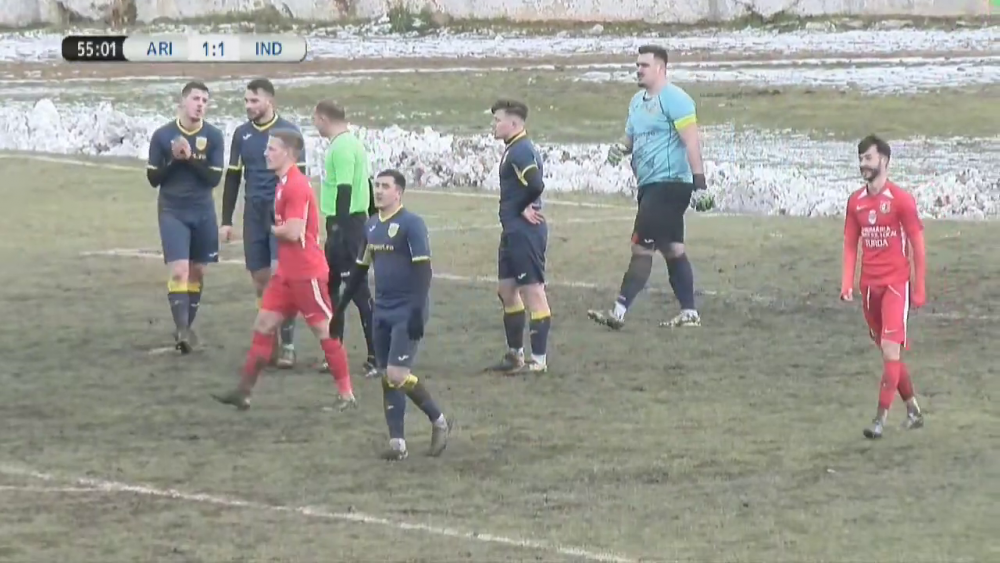 'Messi' CURAT! :) Un jucator din Liga a 3-a din Romania, gol FANTASTIC! Portarul grasut Suciu, EROU, apoi gafa mare in acelasi meci! Ce a putut sa se intample_8