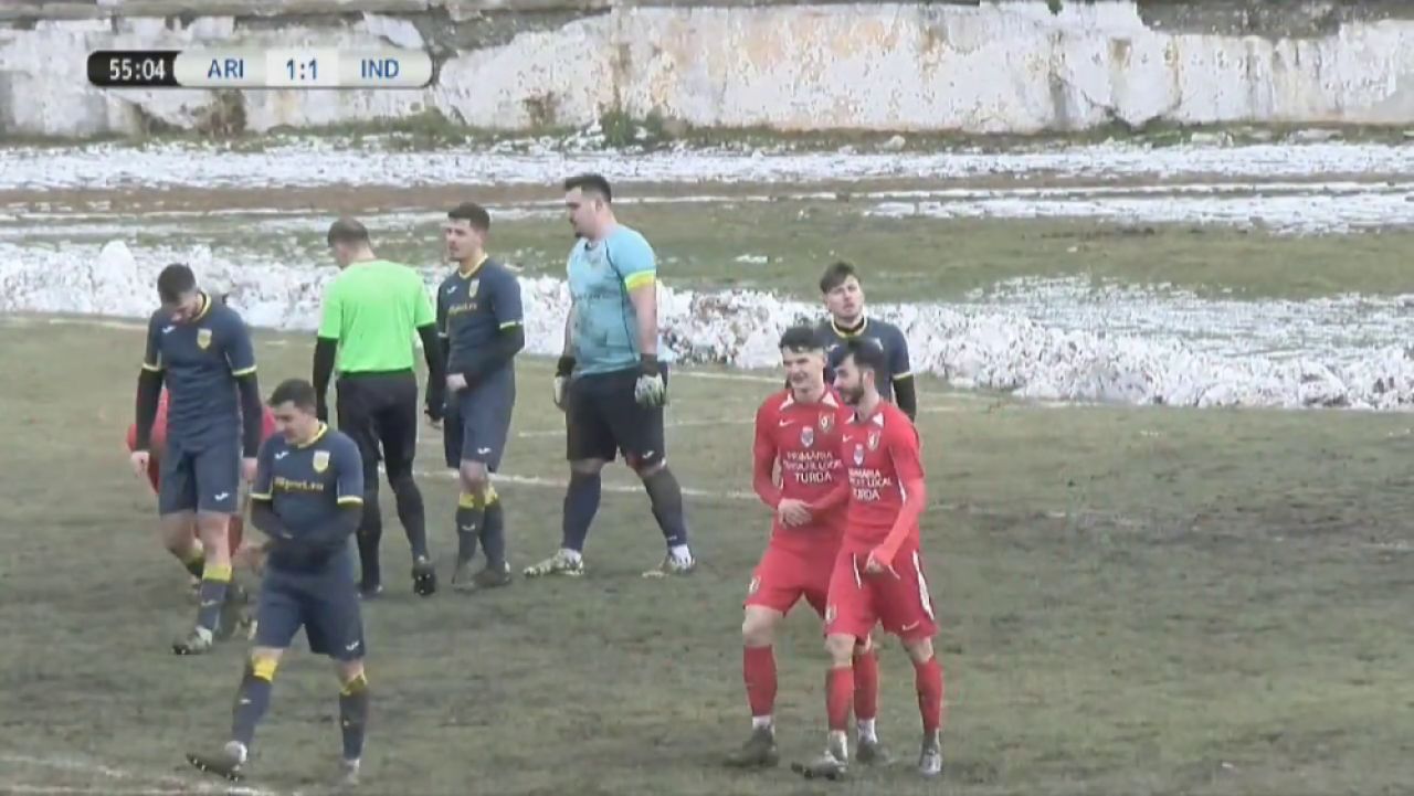 'Messi' CURAT! :) Un jucator din Liga a 3-a din Romania, gol FANTASTIC! Portarul grasut Suciu, EROU, apoi gafa mare in acelasi meci! Ce a putut sa se intample_10