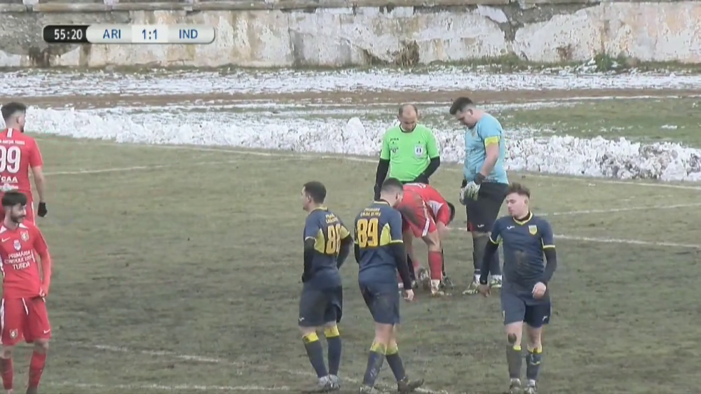 'Messi' CURAT! :) Un jucator din Liga a 3-a din Romania, gol FANTASTIC! Portarul grasut Suciu, EROU, apoi gafa mare in acelasi meci! Ce a putut sa se intample_13