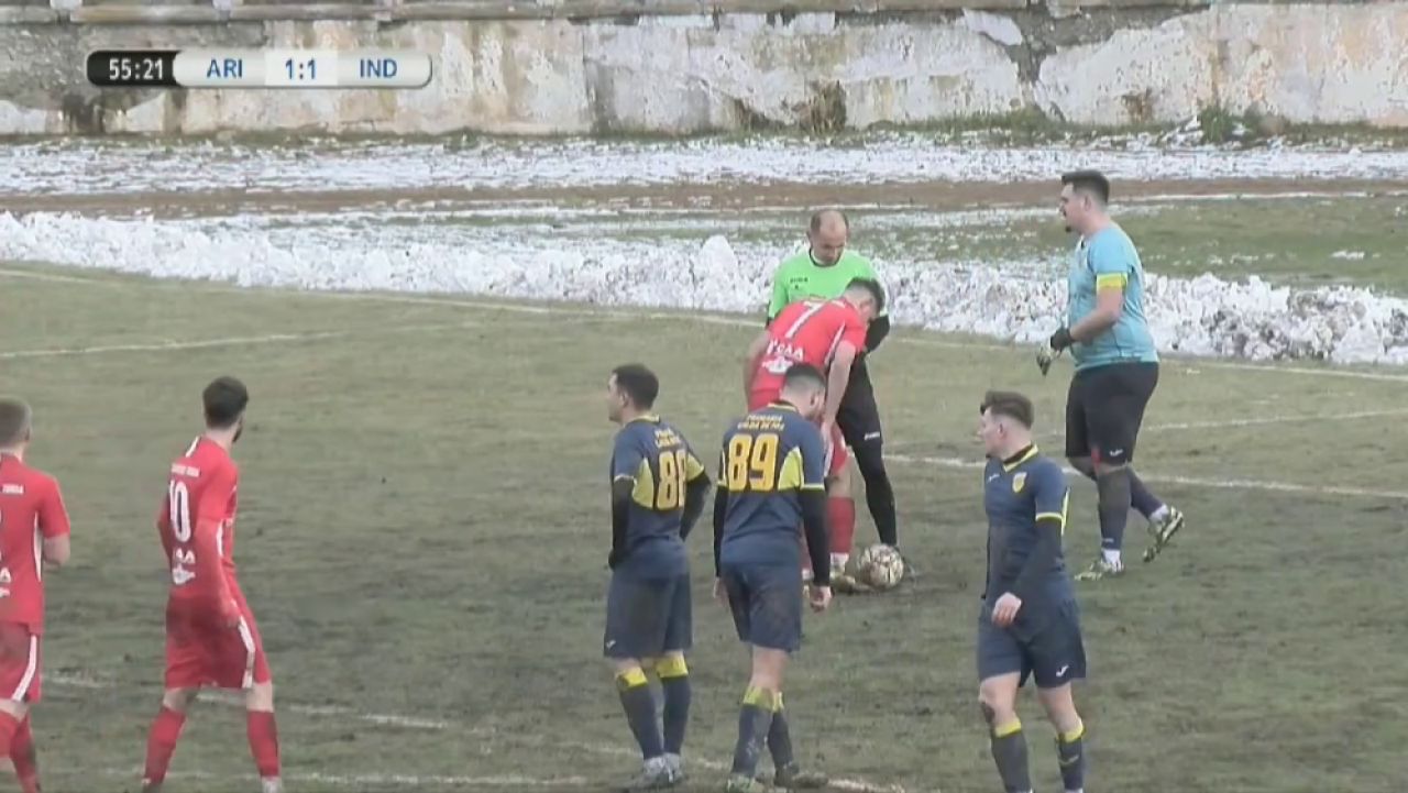 'Messi' CURAT! :) Un jucator din Liga a 3-a din Romania, gol FANTASTIC! Portarul grasut Suciu, EROU, apoi gafa mare in acelasi meci! Ce a putut sa se intample_14