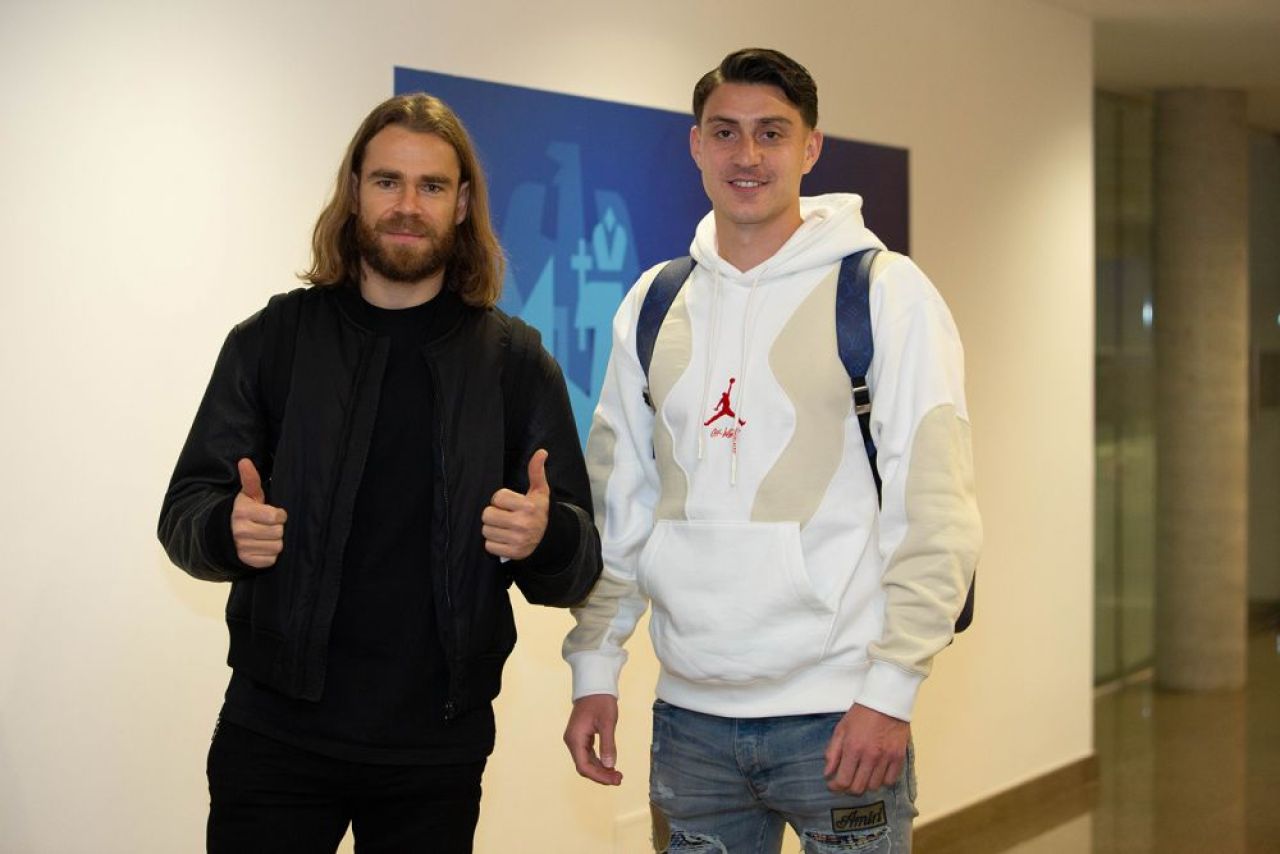 Detalii de ULTIMA ORA despre starea lui Radoi! Primii jucatori ajunsi in cantonamentul Romaniei pentru debutul in preliminariile Mondialului din 2022_3