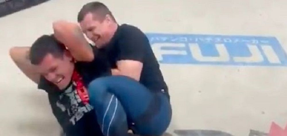 Lovren a lasat fotbalul pentru o zi si a intrat in cusca cu legendarul Mirko Cro Cop! Cum s-a descurcat fostul fotbalist al lui Liverpool