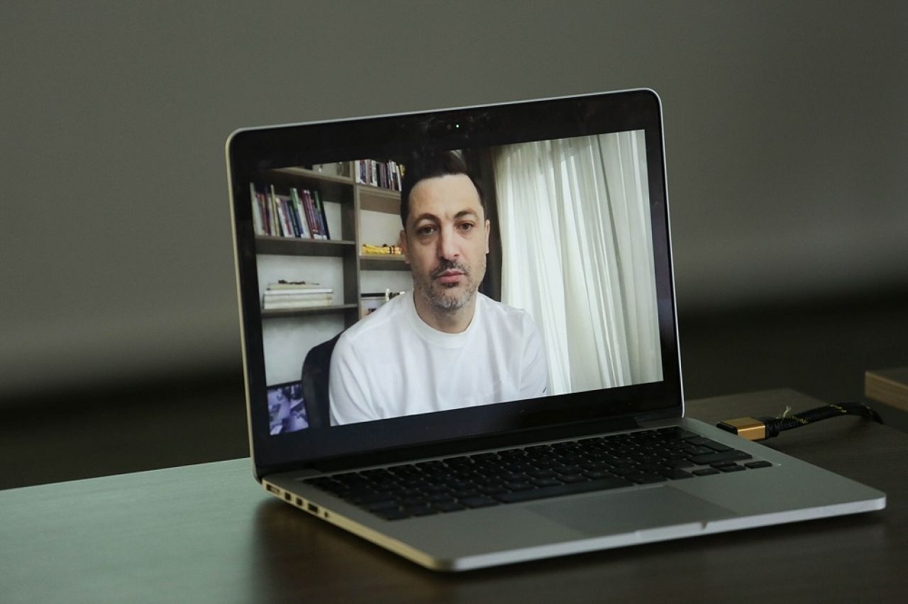 Mirel Radoi sta cu ochii pe